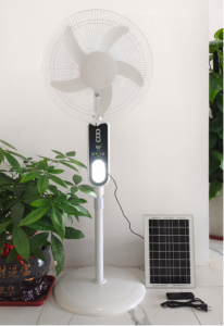 1. Fan blade size: 16 inches 2.Motor type: Brushless motor 3. Fan speed: first gear 900, second gear 1100, third gear 1300 4. Battery: 6V4.5Ah lead-acid battery 5. Charging time: AC4 hours DC10 hours 6. Working hours: 4-8 hours 7. Protection device: charging protection, discharge protection 8. Charging method: 110-240V DC 9V Output: USB5V 9. Fan size: 43*130*38cm 10. Standard AC charging cable with remote control 11. Function: LED light source, 3-speed wind speed adjustment, USB output port 2 DC6V interfaces, can be connected to external light bulbs, remote control adjustment, 0.5H timing, adjustable fan height